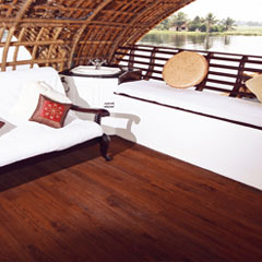 Luxury-Luxury Cruise Service